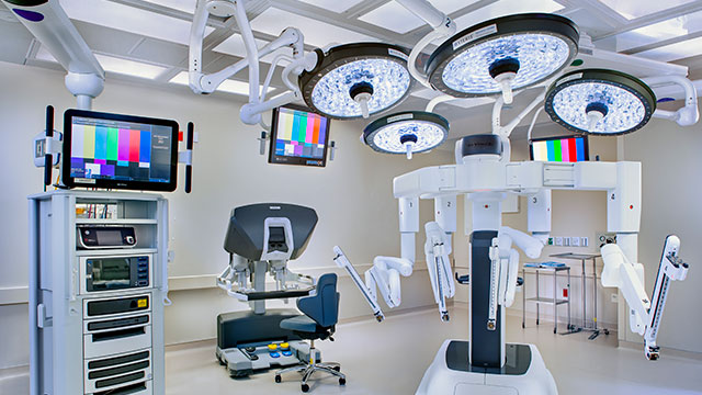 DaVinci-Robot-Surgery_Room_640x360
