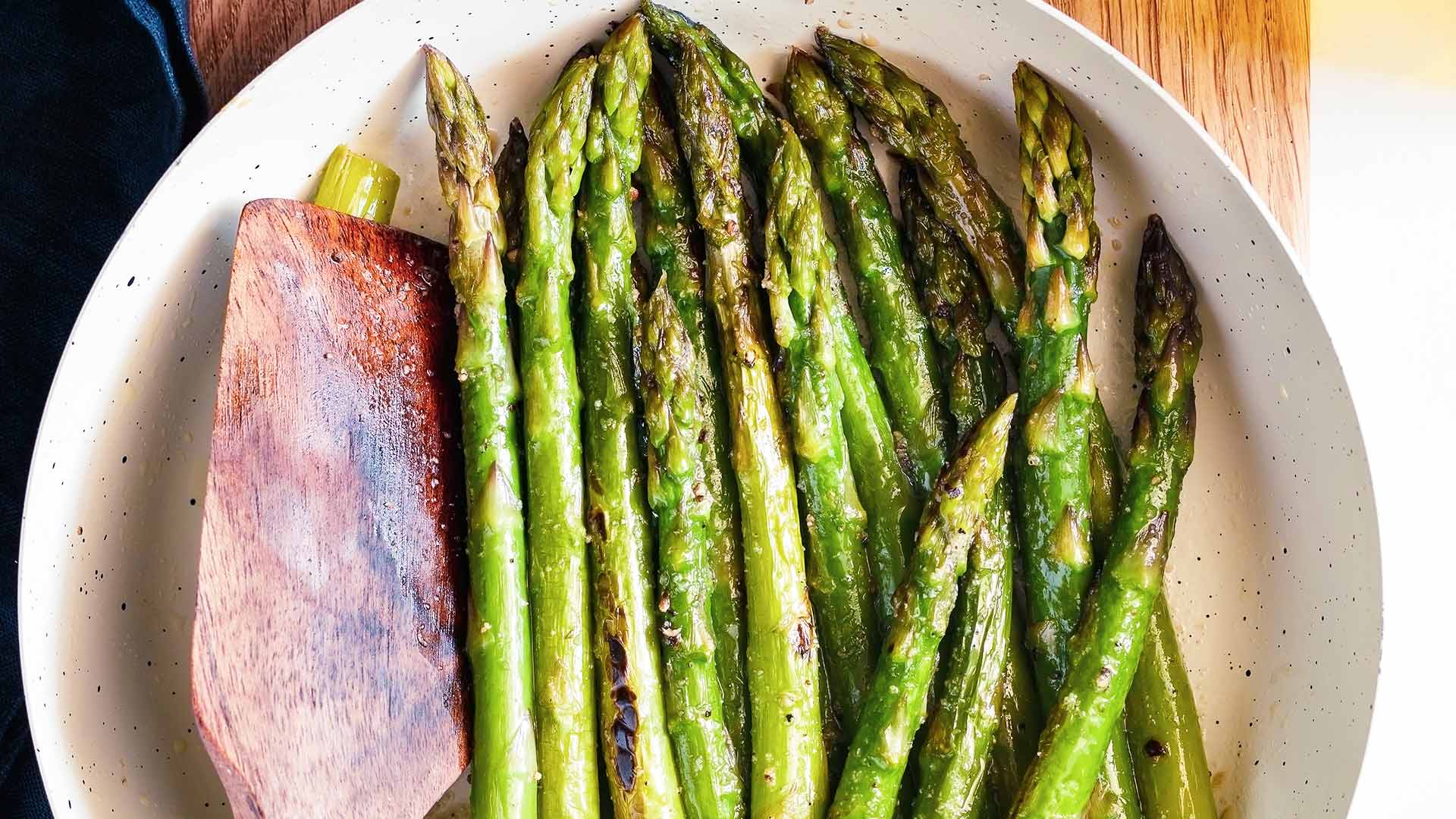 Oven-baked Lemon Parmesan Asparagus