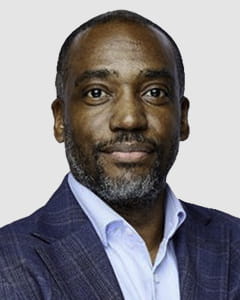 Derrick Lowe headshot