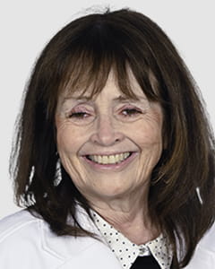 Malone_Lynn_Labcoat_Web