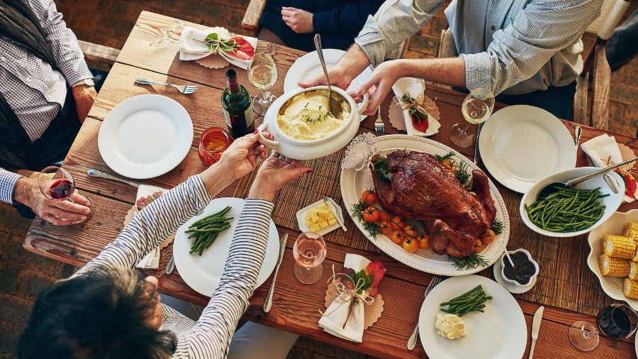 How to Maintain a Healthy Diet During the Holidays