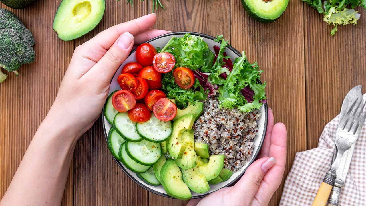 6 Diet Changes to Control Weight Gain from PCOS