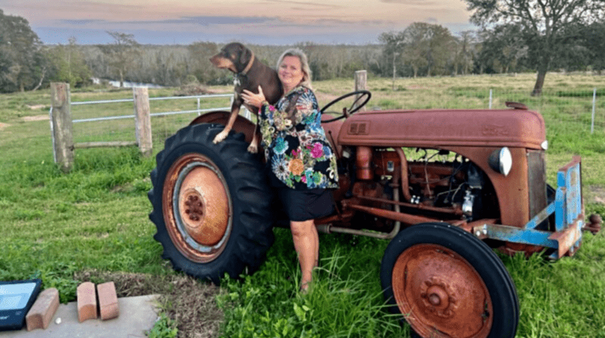 Frozen Shoulder Injury Threatens To Derail Grandmother’s Family Vacation