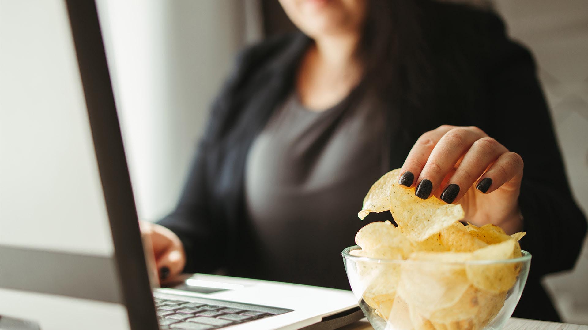 Experiencing Chronic Pain? Your Diet May Be To Blame 
