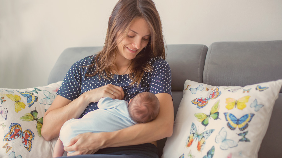8 Reasons to Breastfeed